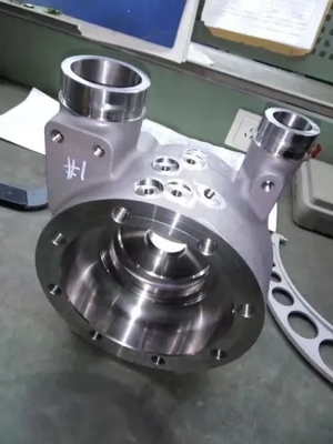 विभिन्न उच्च गुणवत्ता जाली Aisi4140 42crmo4 SCM440 स्टील स्पर गियर फोर्जिंग